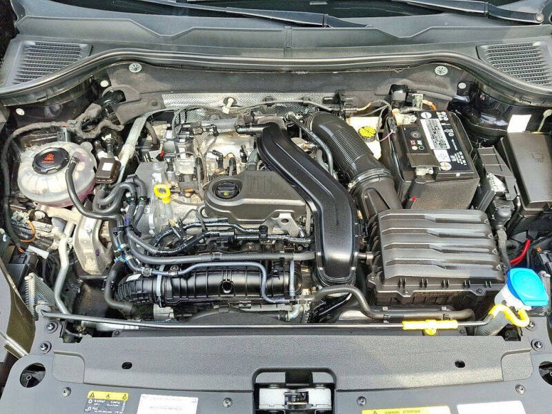 2022 Volkswagen Taos SEL 4Motion