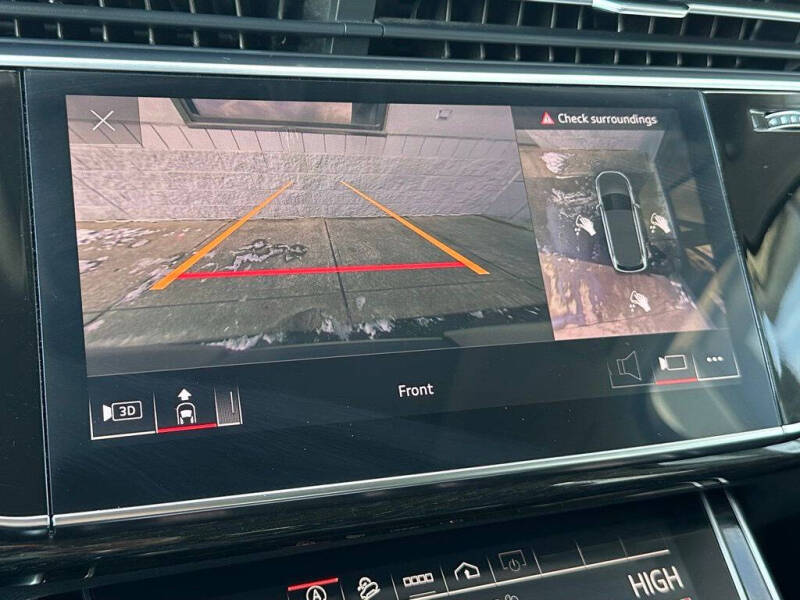 2022 Audi Q7 quattro Premium Plus 55 TFSI