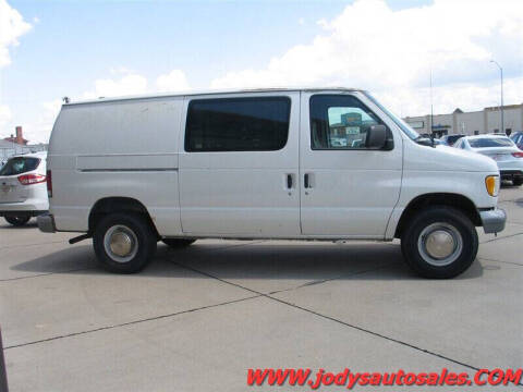 2000 Ford E-250