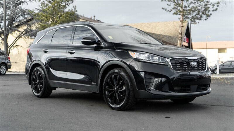 2020 Kia Sorento S's photo