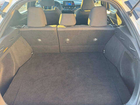 2018 Toyota C-HR XLE Premium