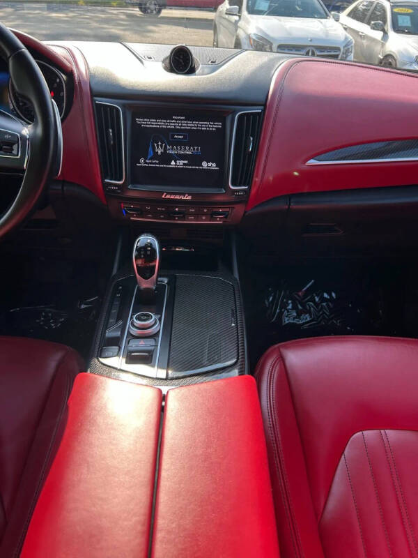 2017 Maserati Levante S