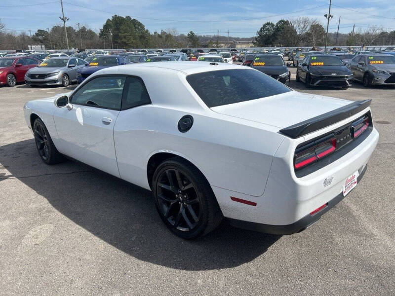 2019 Dodge Challenger SXT