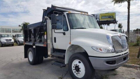 2018 International DuraStar 4300