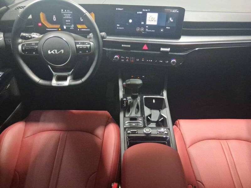 2025 Kia K5