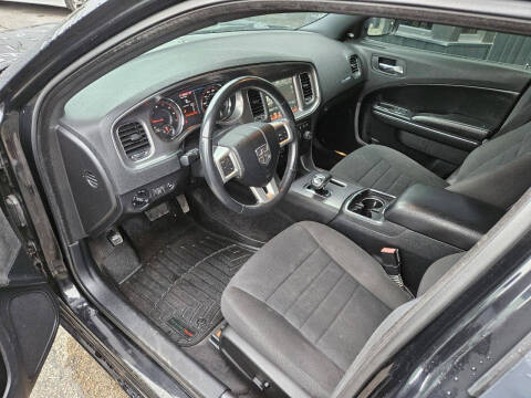 2013 Dodge Charger SXT