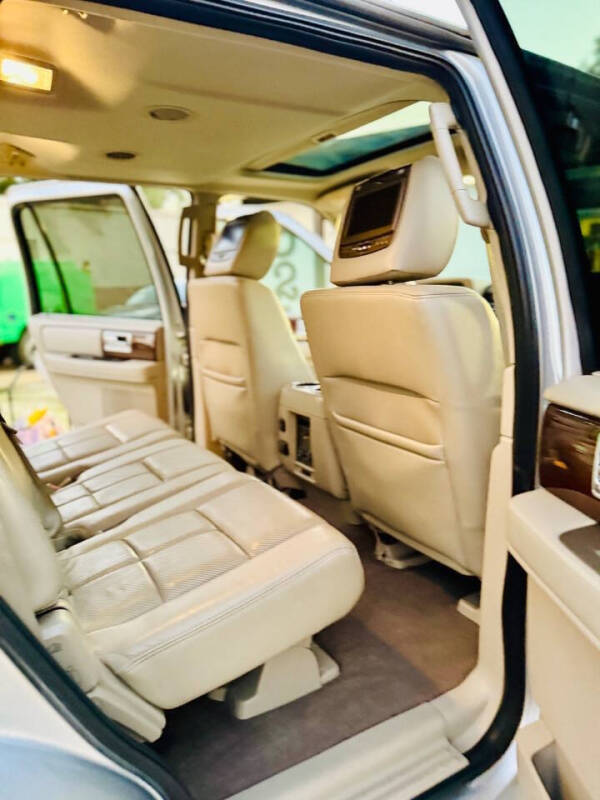 2014 Lincoln Navigator