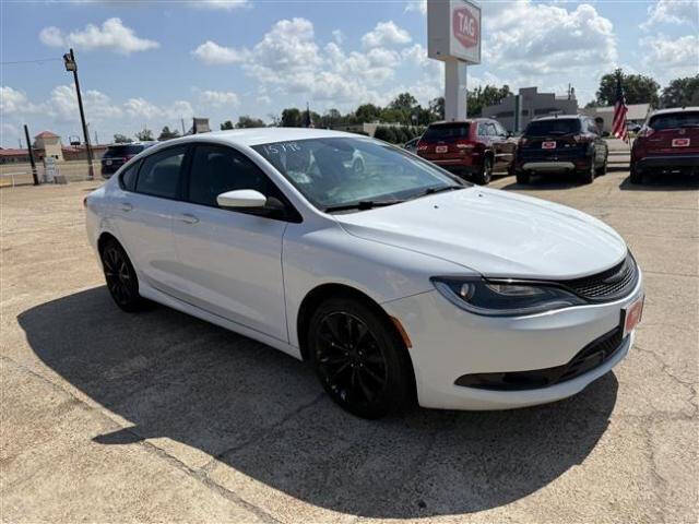 2016 Chrysler 200