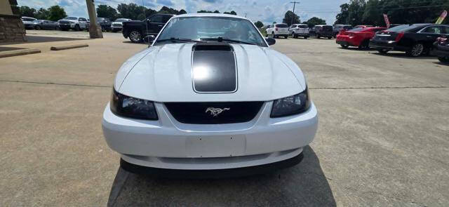 2004 Ford Mustang Mach 1 Premium