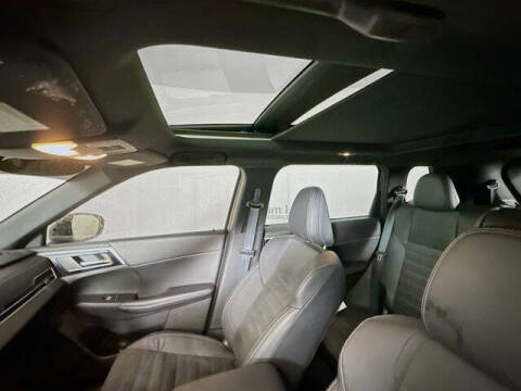 2022 Mitsubishi Outlander SE