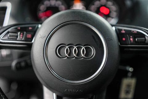 2017 Audi Q3 2.0T Premium