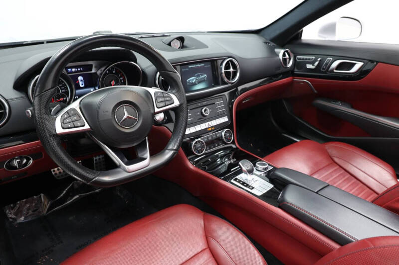 2017 Mercedes-Benz SL-Class