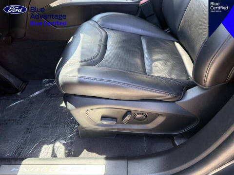 2023 Ford Explorer Hybrid Platinum