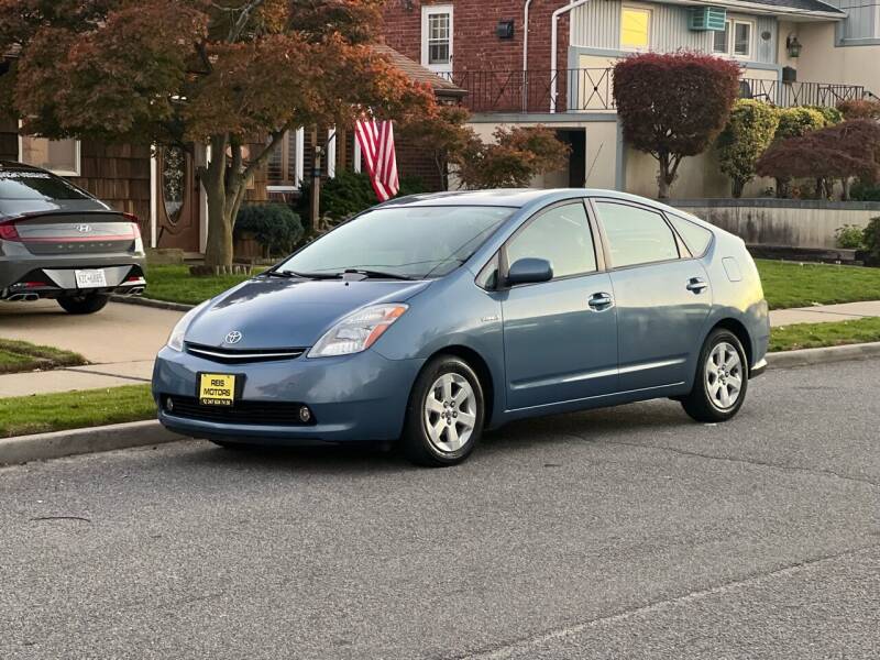 2006 Toyota Prius for sale at Reis Motors LLC in Lawrence NY