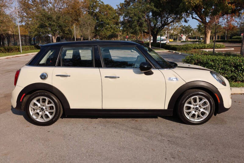 2015 MINI Hardtop 4 Door Cooper S