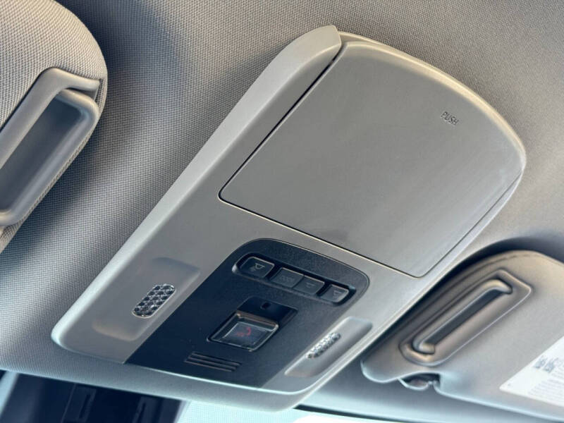 2023 Toyota Camry Hybrid XSE