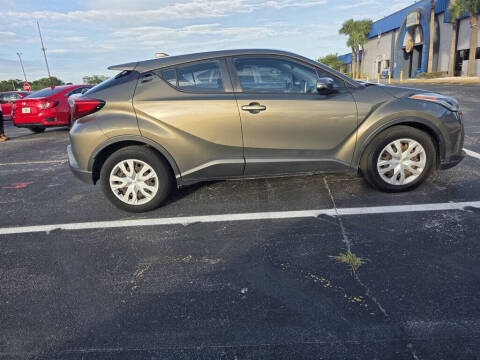 2021 Toyota C-HR LE