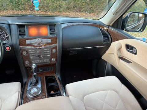 2017 Nissan Armada SV