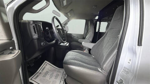 2024 Chevrolet Express 2500