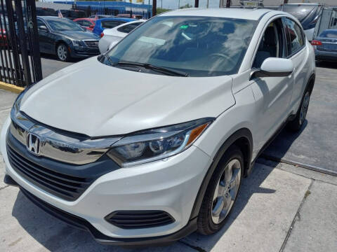 2020 Honda HR-V for sale at AUTO ALLIANCE LLC in Miami FL