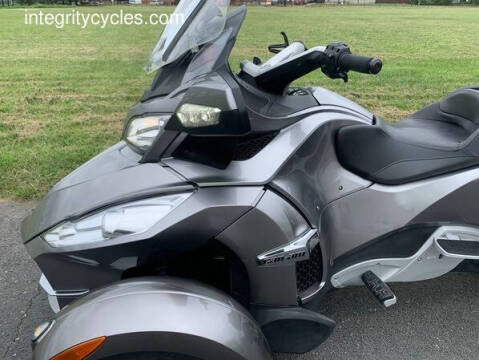 2012 Can-Am Spyder RT-S SE5