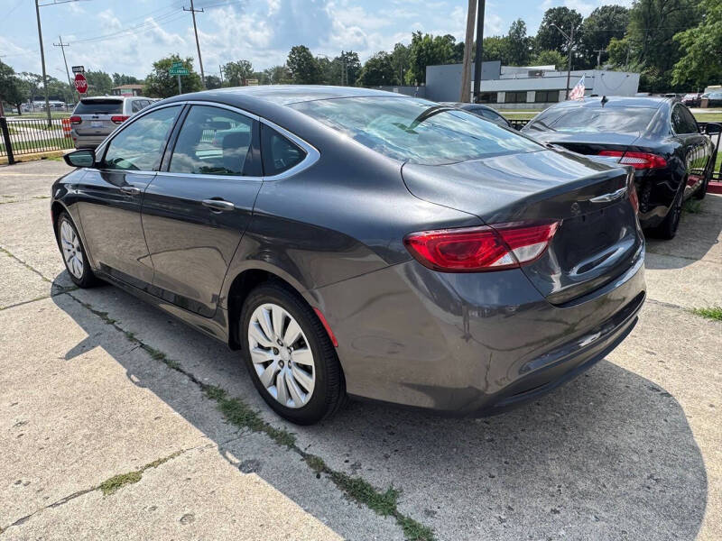2015 Chrysler 200 LX