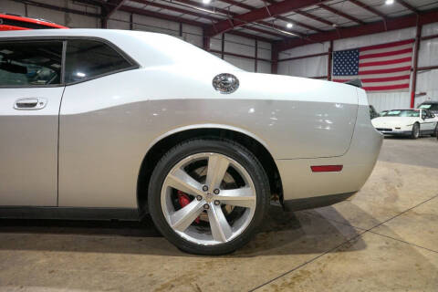 2009 Dodge Challenger SRT8