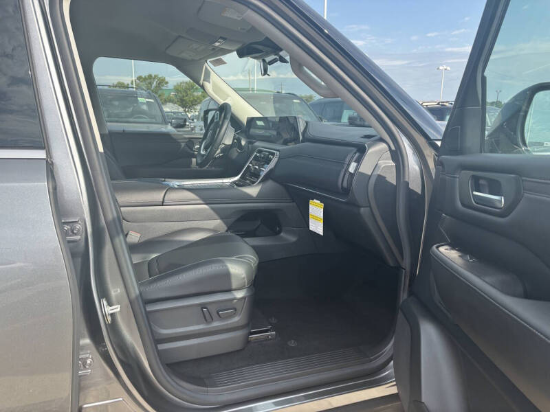 2025 Nissan Armada SV