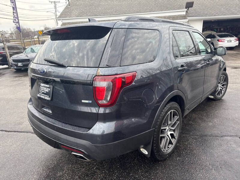2017 Ford Explorer Sport