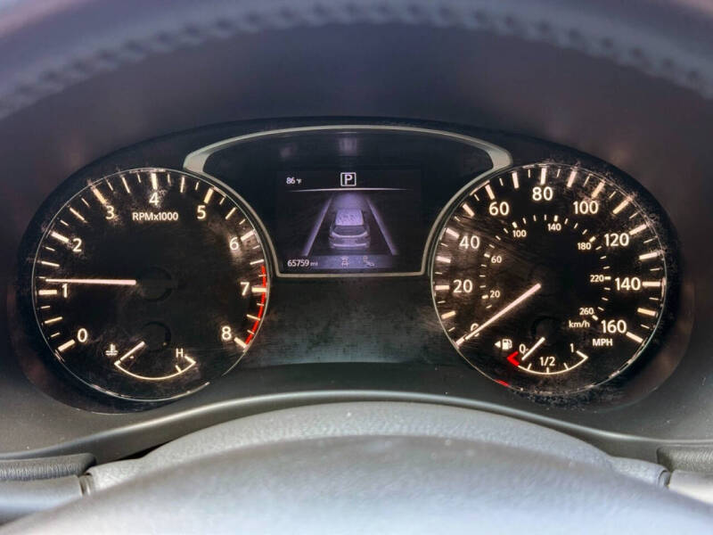 2019 Nissan Pathfinder SV