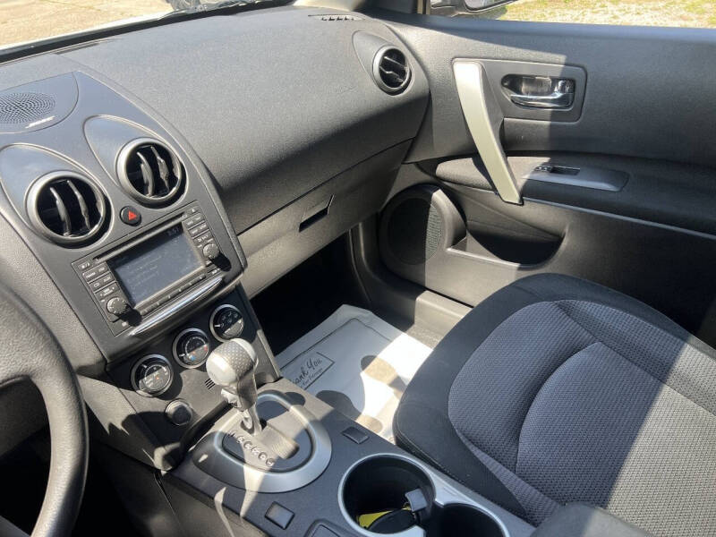 2013 Nissan Rogue SV