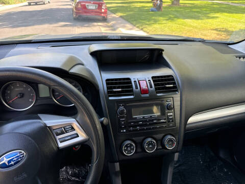 2015 Subaru Forester 2.5i