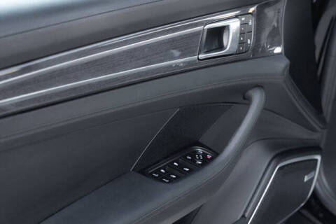 2023 Porsche Panamera 4