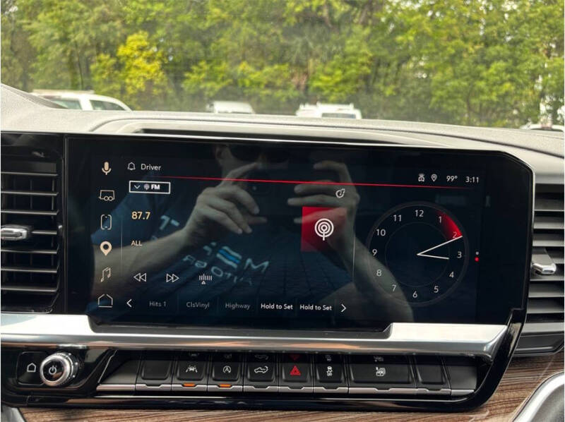 2025 GMC Sierra 1500 Elevation Standard