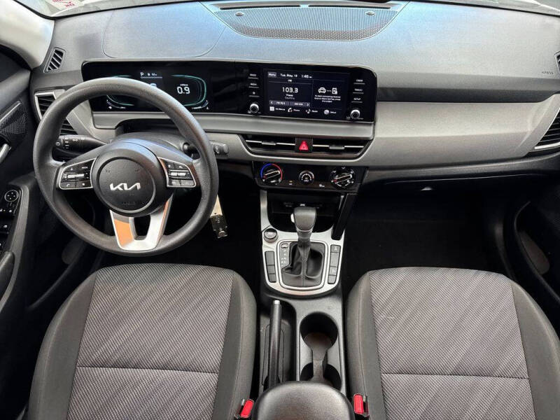 2024 Kia Seltos LX