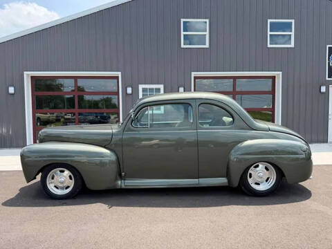 1947 Ford Deluxe