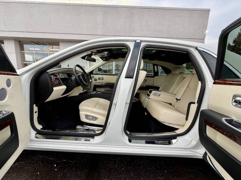 2012 Rolls-Royce Ghost