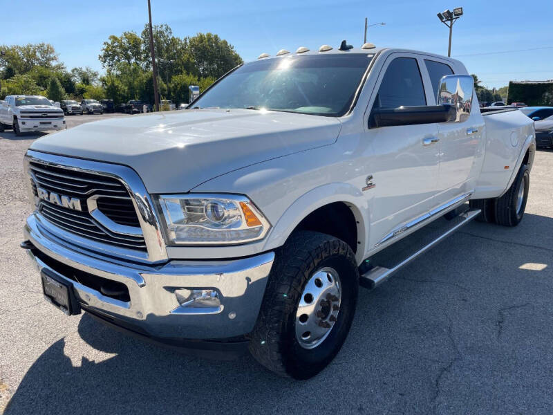 2018 RAM Ram 3500 Pickup Laramie Limited's photo