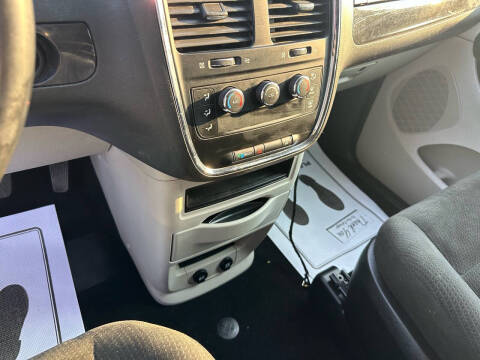 2016 Dodge Grand Caravan SE