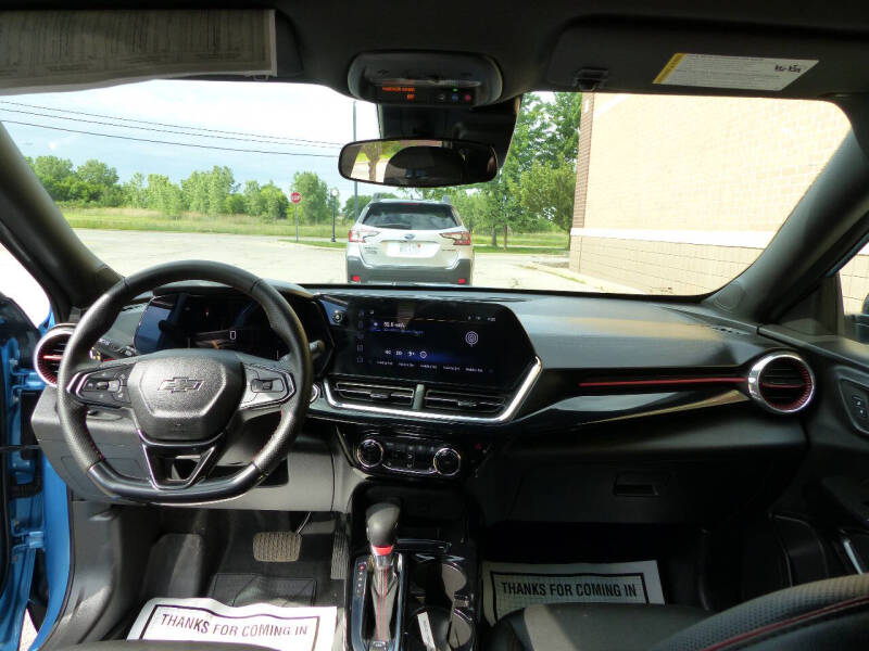 2025 Chevrolet Trax RS