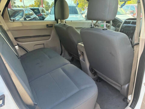 2009 Ford Escape XLS
