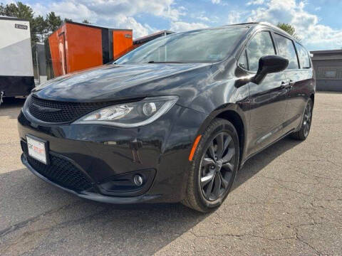 2020 Chrysler Pacifica Touring L