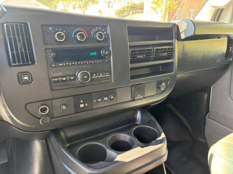 2019 Chevrolet Express 2500