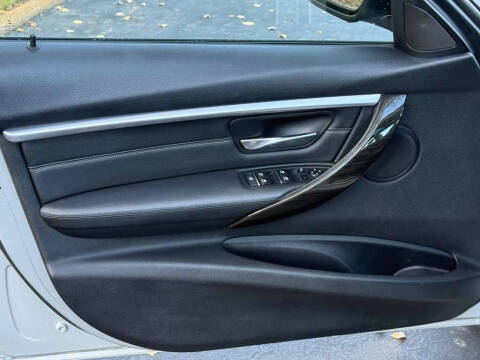 2016 BMW 3 Series 328i xDrive