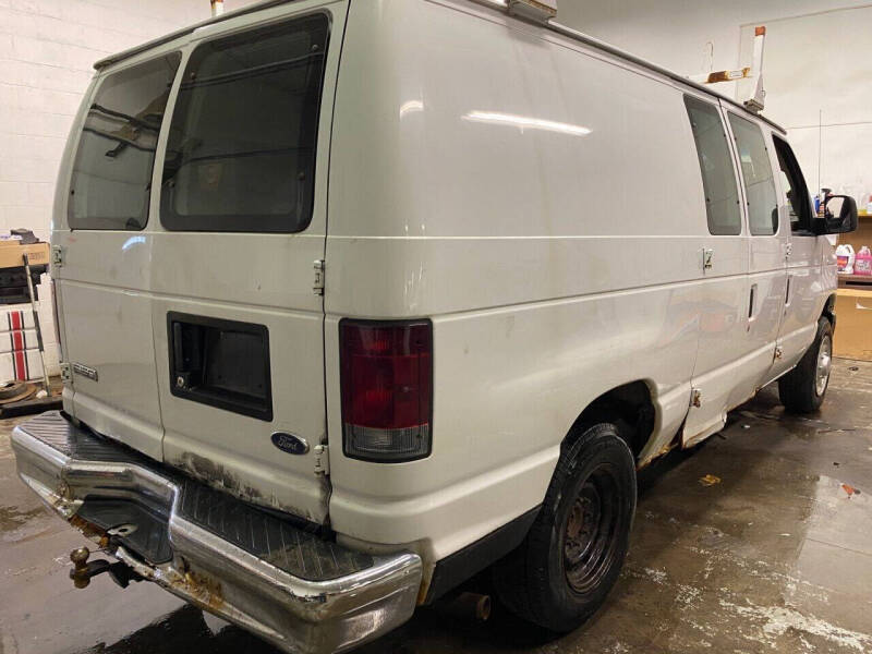 2008 Ford E-Series E-150