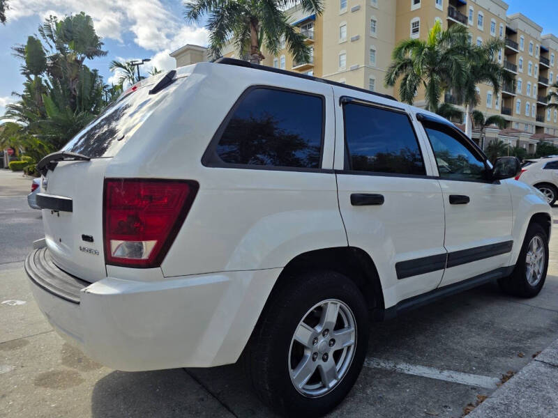 2005 Jeep Grand Cherokee Laredo