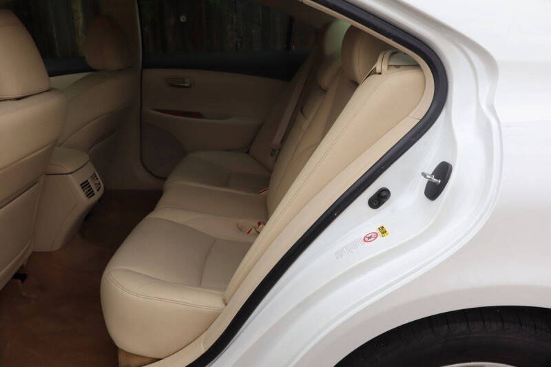 2011 Lexus ES 350