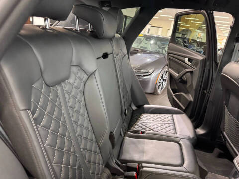 2024 Audi SQ5 3.0T quattro Premium Plus