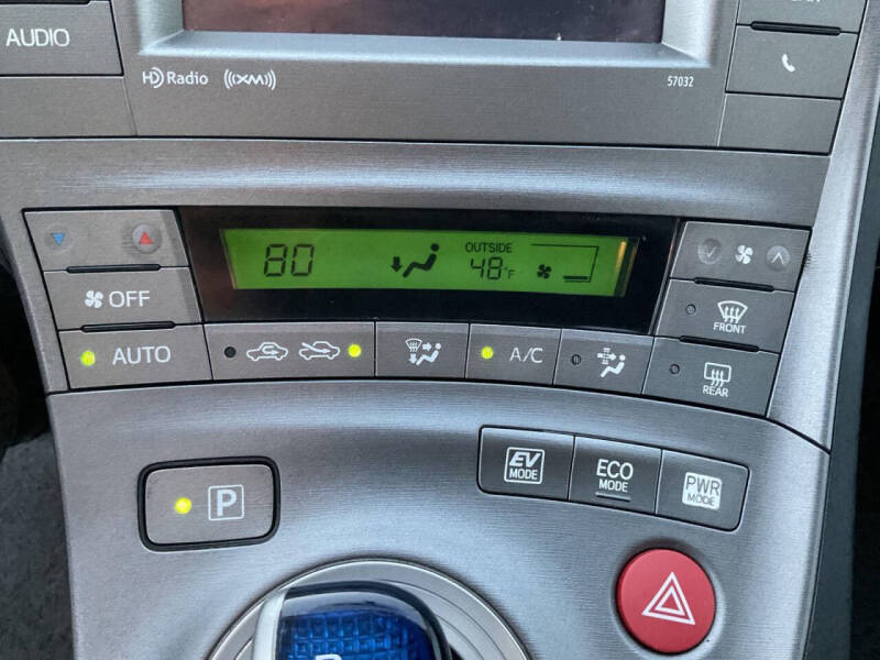 2015 Toyota Prius Three