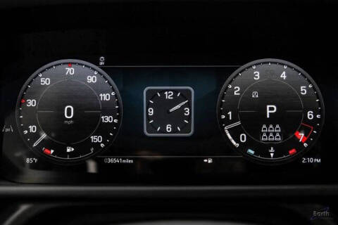 2024 Land Rover Defender 130 P400 X-Dynamic SE